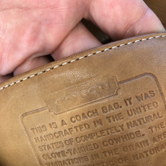 COACH PRISTINE CONDITION - Picture 5 of 6